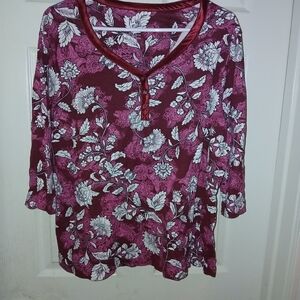 Floral Top White Stag size 1X